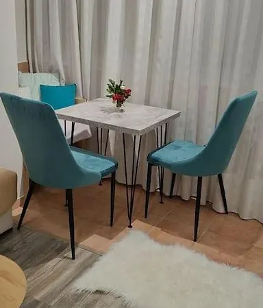 Nana Vicino Cattedrale *