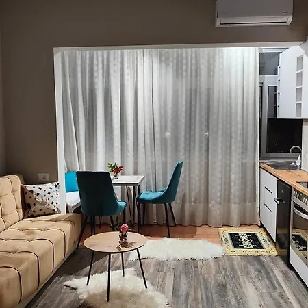 Nana Vicino Cattedrale *