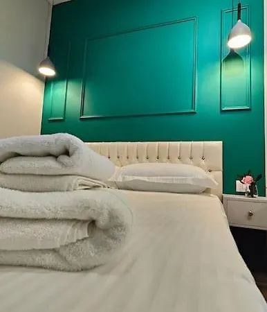 Nana Vicino Cattedrale * Szkodra