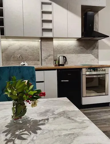 Nana Vicino Cattedrale Shkodër